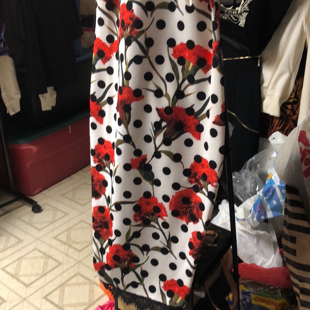 Dress - Picture 2 of 4